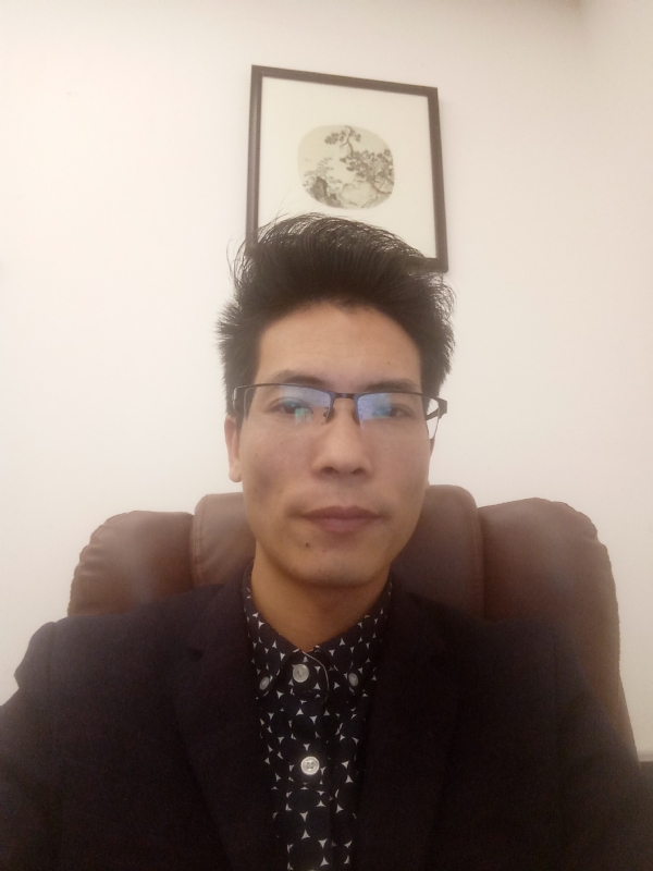 爱也要以诚相待的第一张照片--厦门婚介网