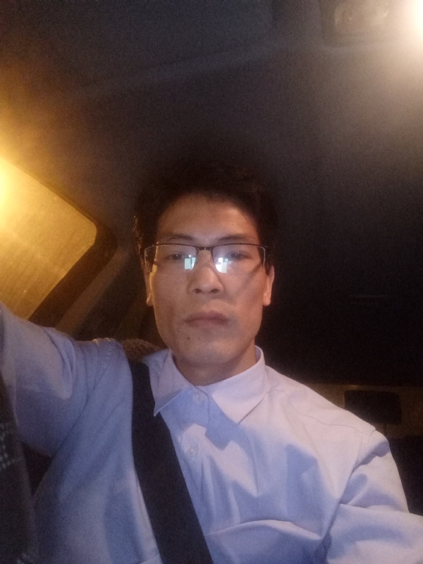 爱也要以诚相待的第三张照片--厦门婚介网