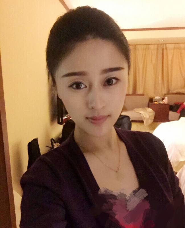 挣扎的第一张照片--厦门婚介网