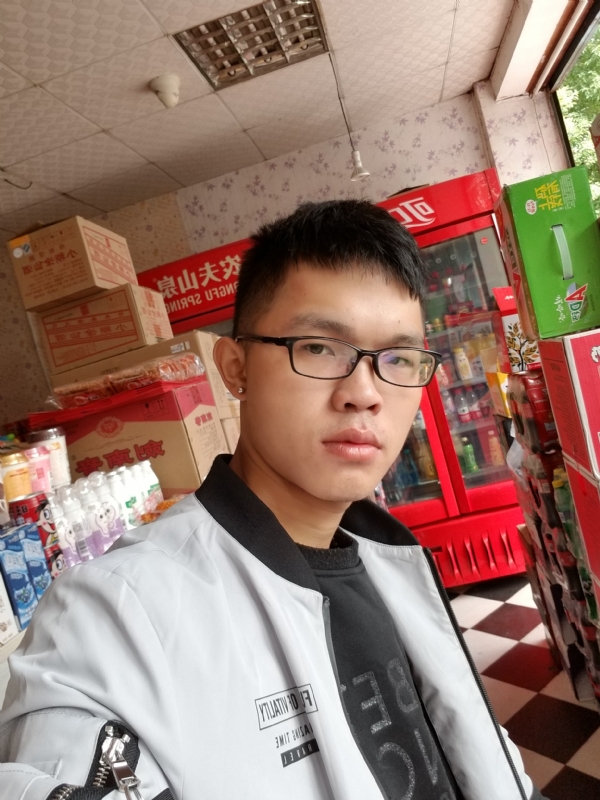 柒年的第一张照片--厦门婚介网