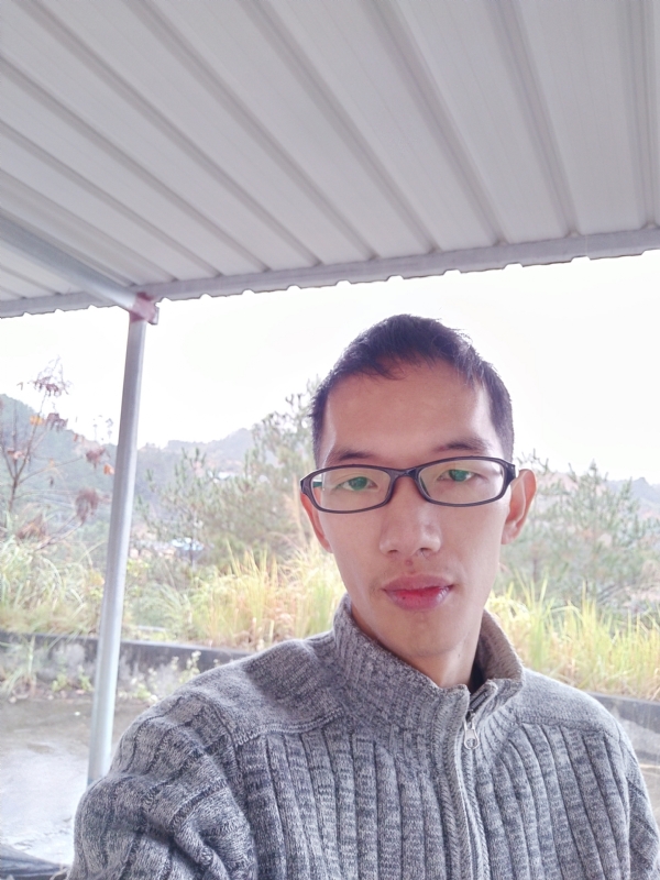 单身汉的第一张照片--厦门婚介网