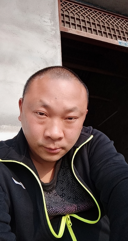 马克的第一张照片--厦门婚介网