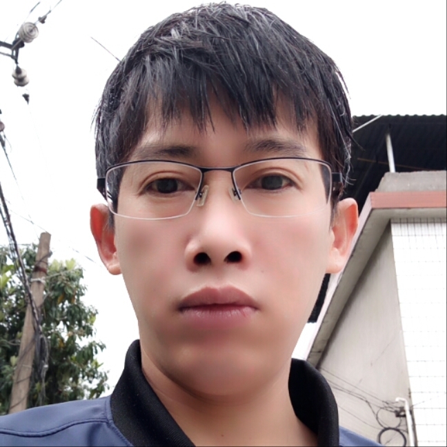 下凡买烟的第一张照片--厦门婚介网