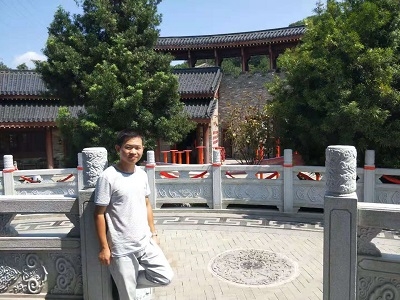 方向的第一张照片--厦门婚介网