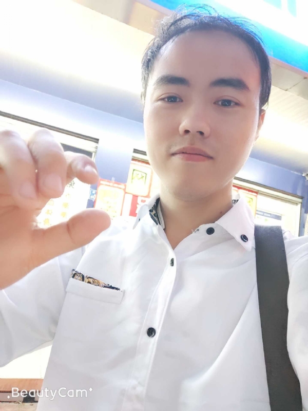 开心就好的第一张照片--厦门婚介网