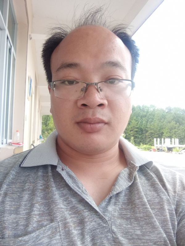 蓝色星空的第一张照片--厦门婚介网