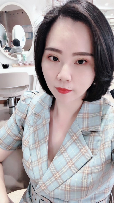 固执的第一张照片--厦门婚介网