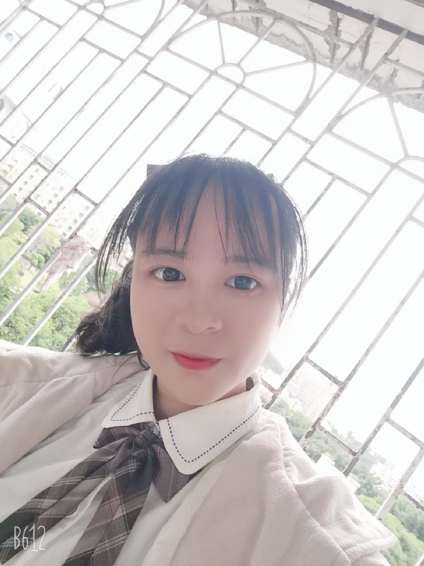 倩倩的第一张照片--厦门婚介网