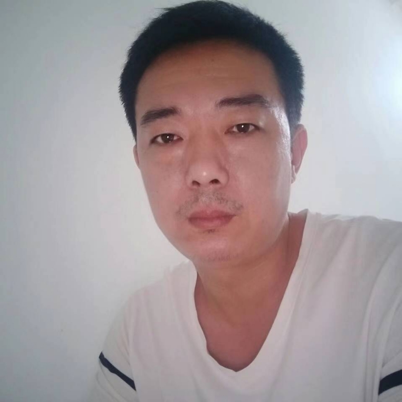 王陆群的第二张照片--厦门婚介网