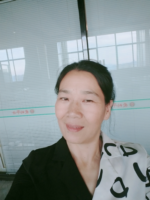 易莲的第一张照片--厦门婚介网