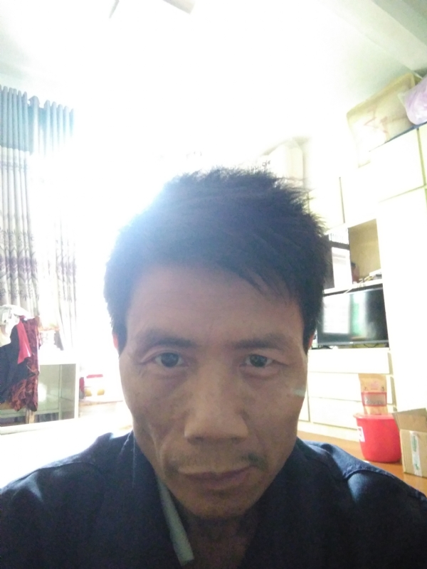 陈伟的第二张照片--厦门婚介网
