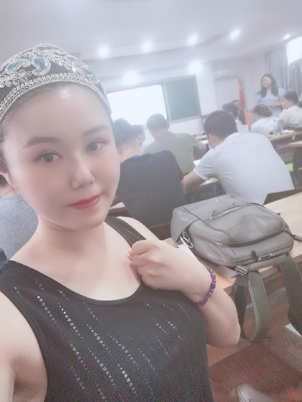 冰欣的第一张照片--厦门婚介网