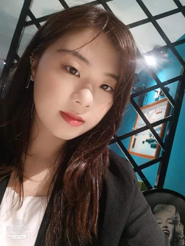 带翅膀的小猫的第一张照片--厦门婚介网