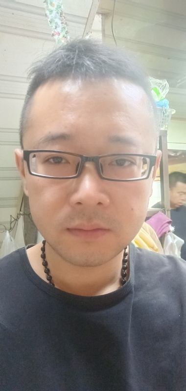 雅痞的第二张照片--厦门婚介网