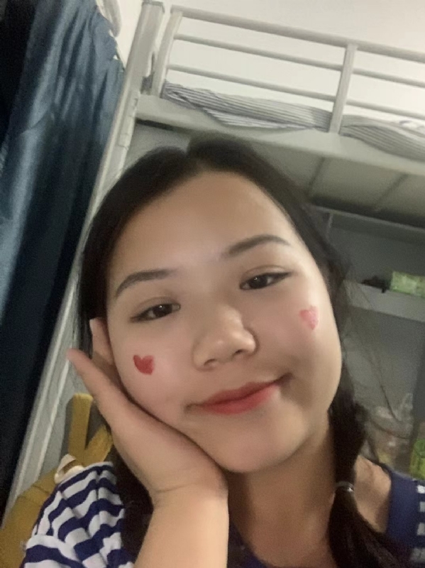 轻轻的一片云的第一张照片--厦门婚介网