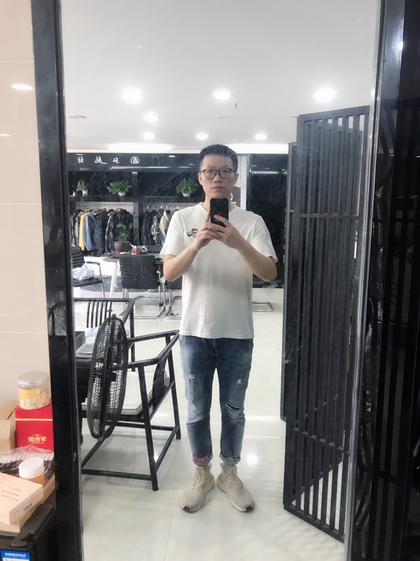 黄大仙的第一张照片--厦门婚介网