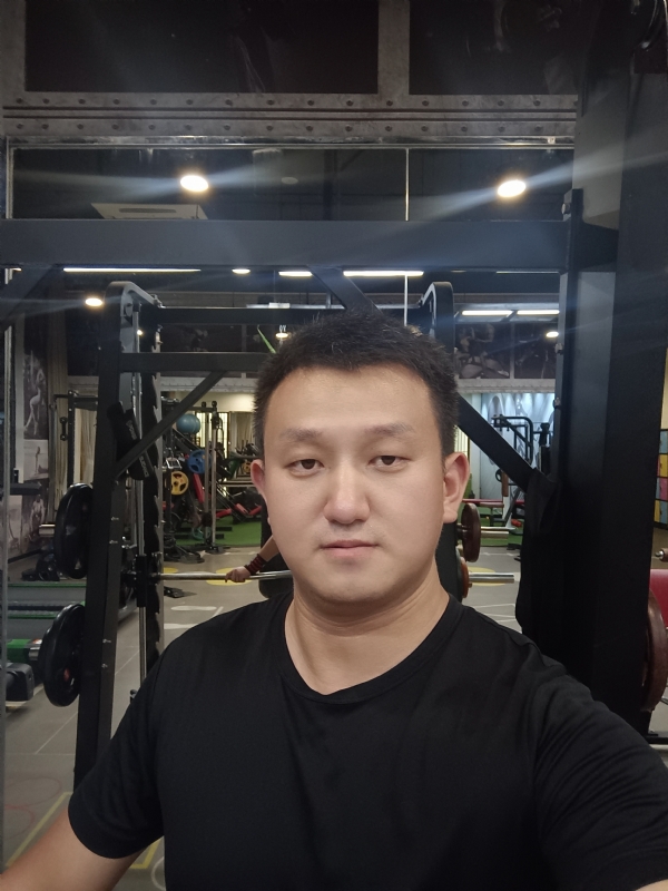 吴痕的第二张照片--厦门婚介网