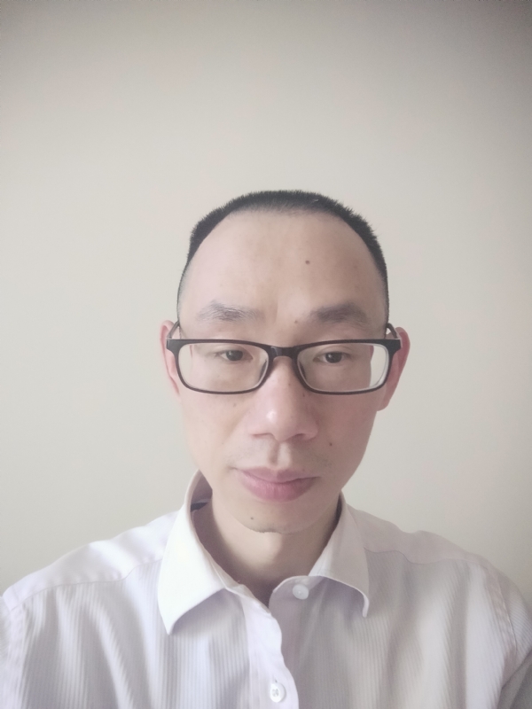 小卓的第二张照片--厦门婚介网
