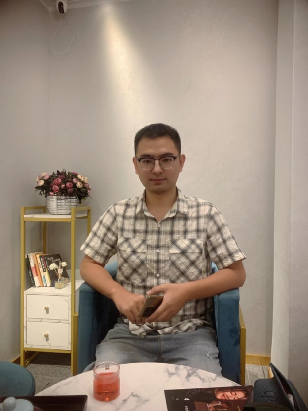 微尘的第四张照片--厦门婚介网