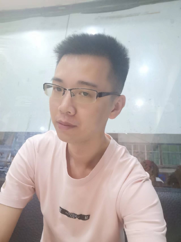 云杰的第三张照片--厦门婚介网