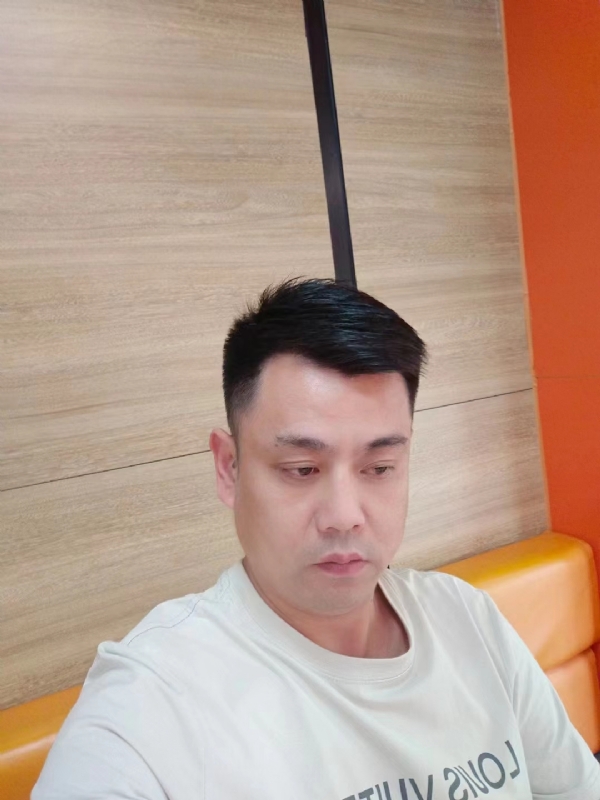 不知道的第三张照片--厦门婚介网