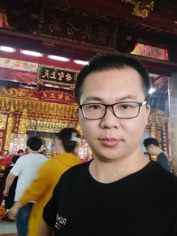 天哥的第二张照片--厦门婚介网