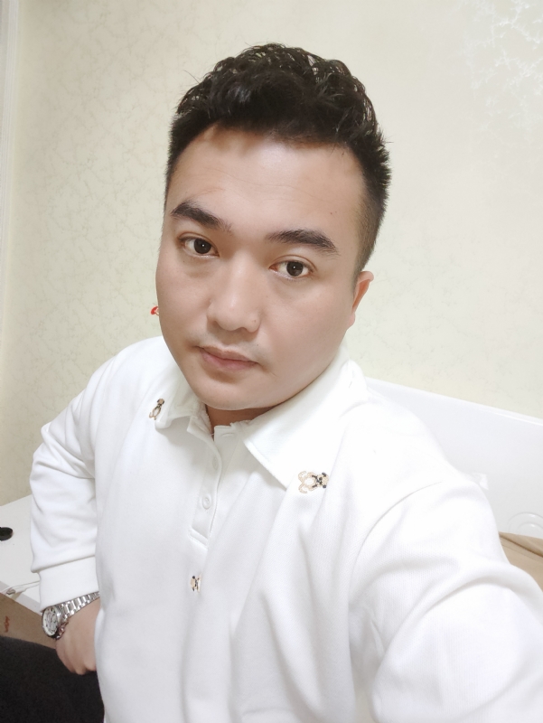 哈哈先生的第三张照片--厦门婚介网