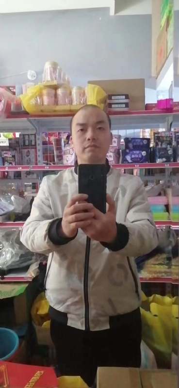 便利店的第一张照片--厦门婚介网