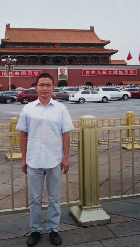 乔治的第一张照片--厦门婚介网