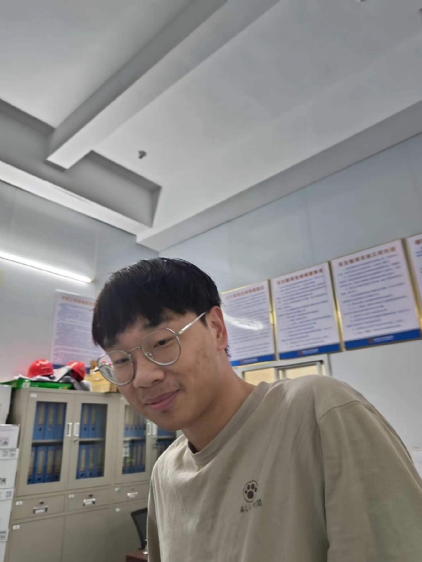 牛子弟的第一张照片--厦门婚介网