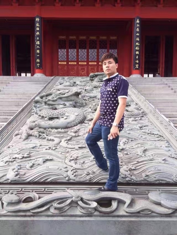 御龙氏的第一张照片--厦门婚介网
