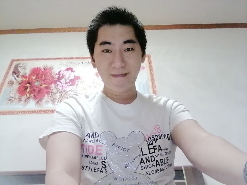 缘分天定的第一张照片--厦门婚介网