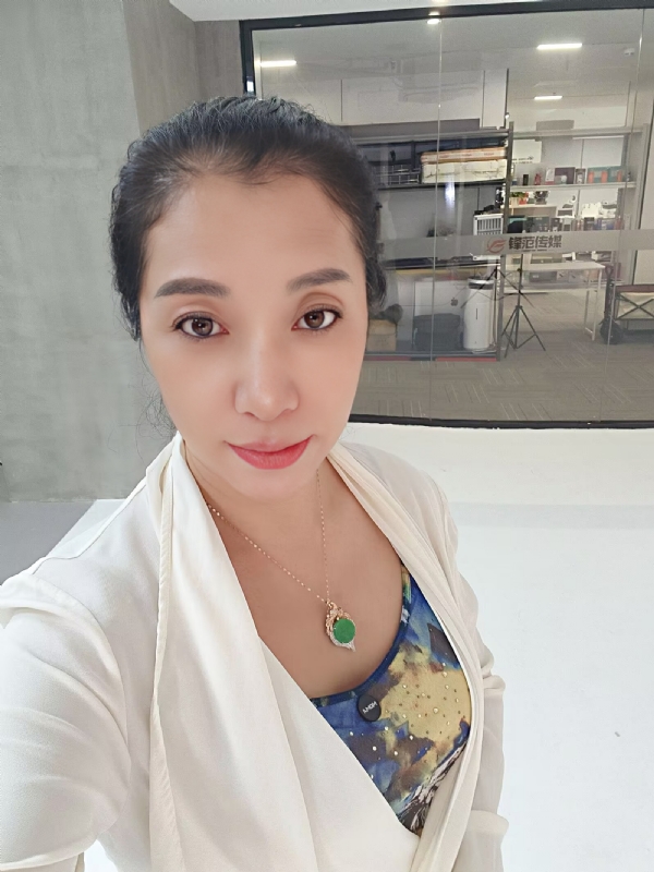 仝馨的第二张照片--厦门婚介网