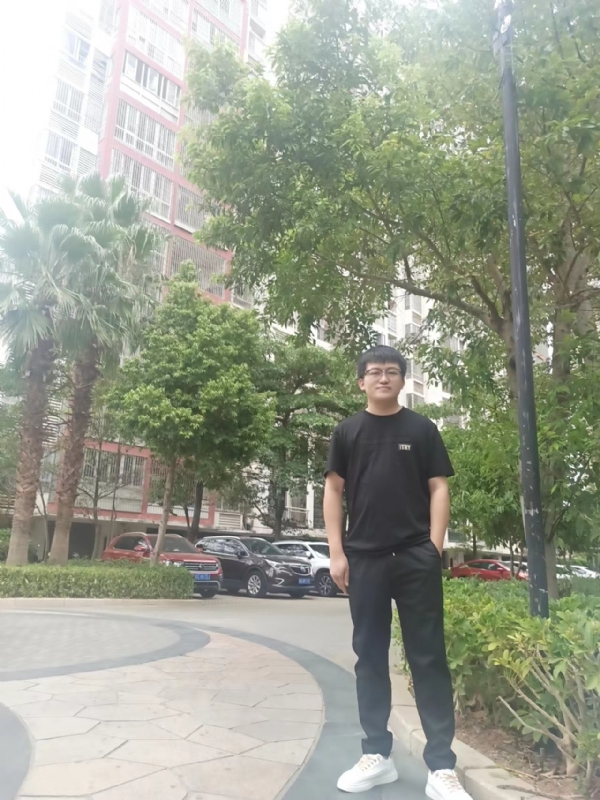 等闲的第四张照片--厦门婚介网