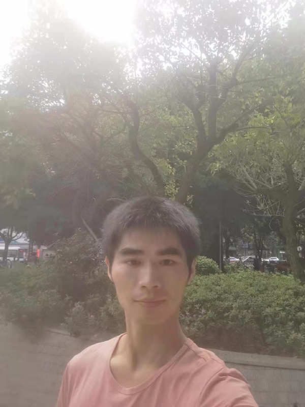 一天天的第一张照片--厦门婚介网