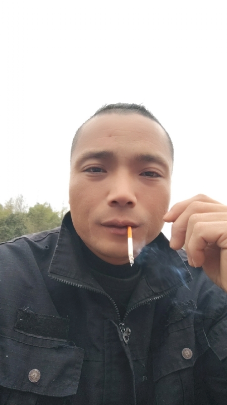 伯爵的第一张照片--厦门婚介网