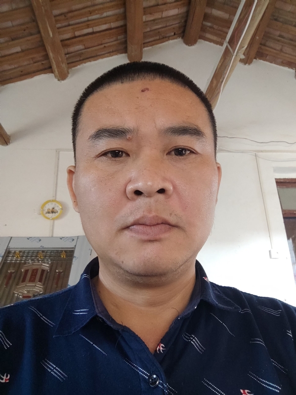 破碎的第一张照片--厦门婚介网