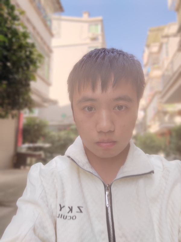 温柔的第一张照片--厦门婚介网