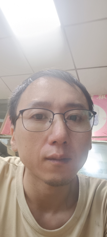 想胖的瘦子的第一张照片--厦门婚介网