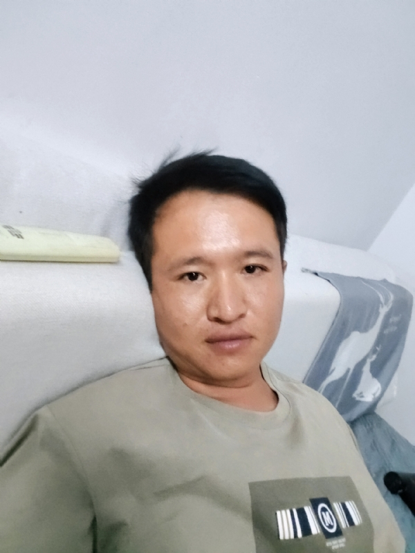 陌生人的第三张照片--厦门婚介网
