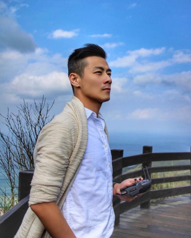 蓝天的第一张照片--厦门婚介网