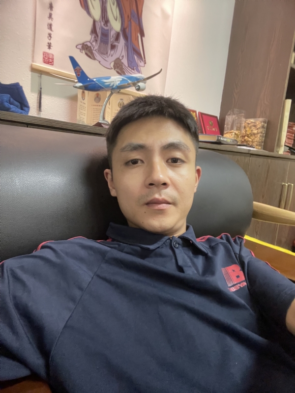 曾曾日上的第一张照片--厦门婚介网