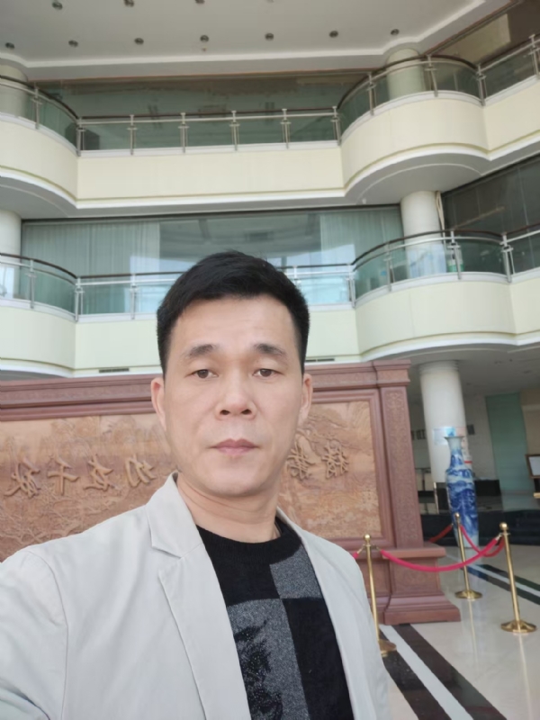 不忘初心的第二张照片--厦门婚介网